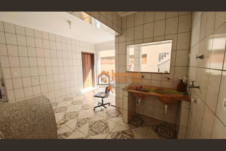 6_photo/94ce630f05.1ec89c7cbdfc8b9a-ATLAS-ed9d5cb0-6e06-49d0-aa2b-b126dd6dd9b8.jpg de casa à venda com 4 quartos, 240m² em Itaím, Guarulhos