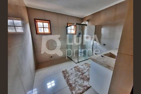 2_photo/94ce630fa7.4bd2615f33144f40-ATLAS-52f43a63-5011-454e-843d-5e42ecc018d4.jpg de casa à venda com 3 quartos, 250m² em Jardim Guaracy, Guarulhos