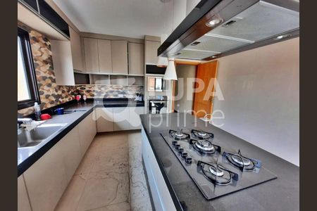 3_photo/94ce630fa7.4bd2615f33144f40-ATLAS-b14e6e30-cd97-4b8d-988c-9c8bf49d9ccc.jpg de casa à venda com 3 quartos, 250m² em Jardim Guaracy, Guarulhos