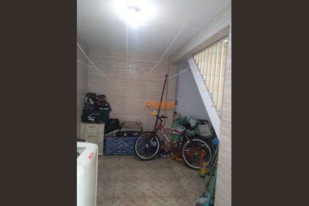 4_photo/94ce631039.64d773cc9d42edb2-ATLAS-33cbcfb1-1640-4e6b-9eb0-5762157b0845.jpg de casa à venda com 2 quartos, 100m² em Jardim Jacy, Guarulhos