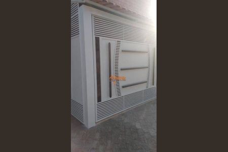 5_photo/94ce631039.64d773cc9d42edb2-ATLAS-792ed9e0-c16b-4e5b-901d-c155c0557fe0.jpg de casa à venda com 2 quartos, 100m² em Jardim Jacy, Guarulhos