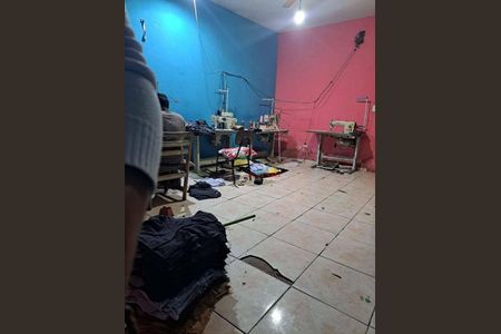 4_photo/94ce6311ff.5ee16f2edcb557dd-ATLAS-72c0ec28-306c-43fc-9c7f-e4d06cba2b41.jpg de casa à venda com 2 quartos, 150m² em Jardim Jacy, Guarulhos