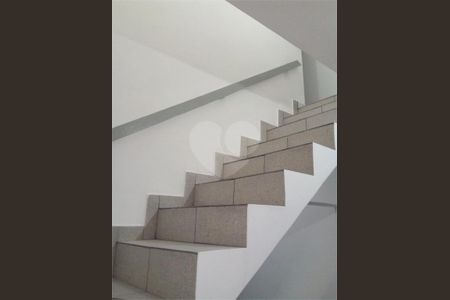 7_photo/94ce635efb.10655cb5bd00a8f7-ATLAS-4dbfefc4-5314-4edc-8458-47ffdd8a2dc6.jpg de casa à venda com 2 quartos, 60m² em Jardim das Oliveiras, São Paulo