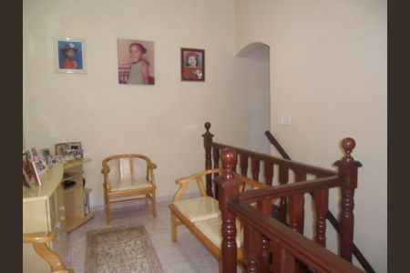 8_photo/94ce636c6f.8f3f2a47dd94676f-ATLAS-34bfc99f-3eef-4038-a70d-96f6758ebda6.jpg de casa à venda com 4 quartos, 100m² em Jardim Margarida, São Paulo