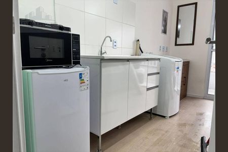 8_photo/94ce639351.3b772947fcda1c3b-ATLAS-40e7db90-e898-413a-b842-004fbc1c8a4c.jpg de kitnet/studio à venda com 1 quarto, 17m² em Vila Curuçá Velha, São Paulo