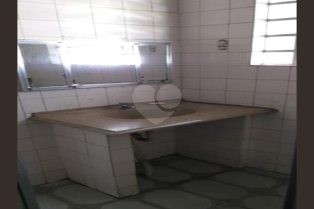 7_photo/94ce680a29.18e6ac91b37a8e88-ATLAS-0035073f-2ab4-4a07-913b-aa0448894a01.jpg de casa à venda com 3 quartos, 380m² em Vila Sapopemba, São Paulo