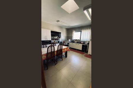 16_photo/94ce6810bb.4fc856360cf0b3d0-ATLAS-f6b5e62a-e2fd-449c-a47e-cf5b53bdd6b0.jpg de apartamento para alugar com 0 quarto, 300m² em Parque Oratório, Santo André