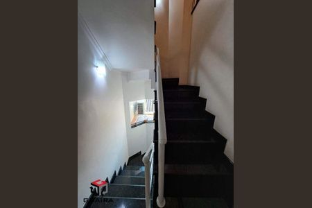 12_photo/94ce681167.74dbc9aa7d3e0758-ATLAS-3ca2c8bd-1e70-49f1-9389-e5c5c3d64e0b.jpg de casa à venda com 3 quartos, 204m² em Parque Novo Oratório, Santo André