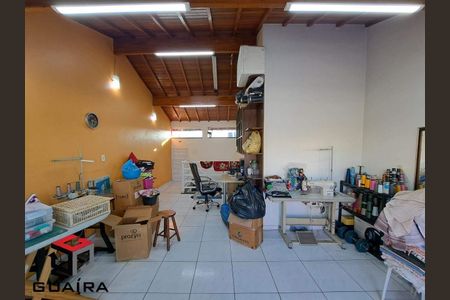 36_photo/94ce681167.74dbc9aa7d3e0758-ATLAS-d3fae7df-e625-44a6-a887-3a0582e4bb25.jpg de casa à venda com 3 quartos, 204m² em Parque Novo Oratório, Santo André