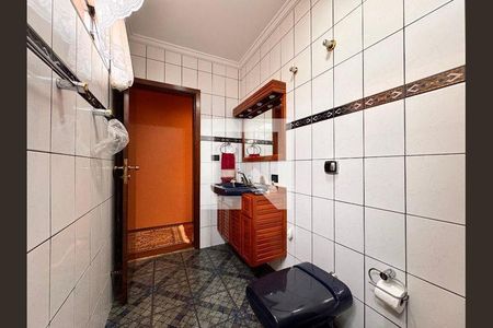 45_photo/94ce681449.5afd90b9c05d4dec-ATLAS-469e7ee3-53c0-4298-bb34-1799355bafc5.jpg de casa à venda com 3 quartos, 309m² em Parque Novo Oratório, Santo André