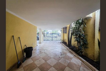 9_photo/94ce681b31.ceff8192393c33de-ATLAS-1a37a05b-b55c-4229-9b9d-627d8d4d7032.jpg de casa de condomínio à venda com 3 quartos, 230m² em Parque Oratório, Santo André