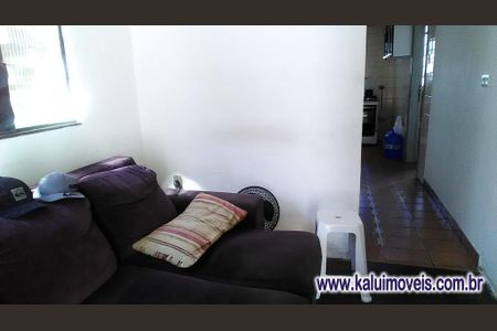 8_photo/94ce681bf5.bd8f5cf949adc756-ATLAS-9d589673-4b84-47cd-a16d-c14d2e3b4c78.jpg de casa à venda com 2 quartos, 148m² em Parque das Nações, Santo André