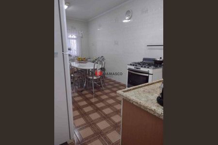 6_photo/94ce682261.d7a91d1757fec3a4-ATLAS-94cbf5ba-b0db-44f1-a2ef-e0c6e2976876.jpg de casa à venda com 2 quartos, 70m² em Vila Curuçá, Santo André