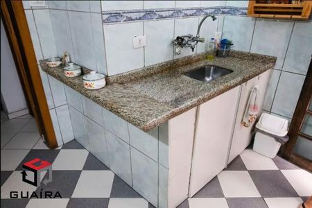 4_photo/94ce6824ff.967bb43d6f31e30b-ATLAS-1c1119c6-0a68-44a3-bbb1-96ebc8c98b78.jpg de casa à venda com 3 quartos, 130m² em Jardim Nice, Santo André