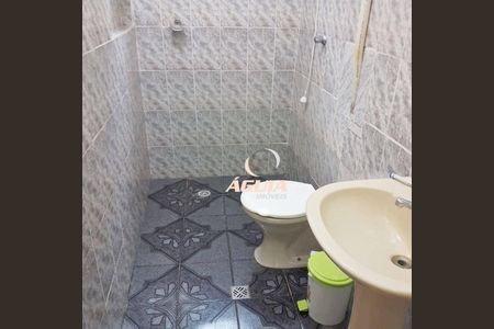 4_photo/94ce68306b.3dcebeb42eae20b2-ATLAS-13893d36-88f0-4fbd-ab69-e4b33efbfc77.jpg de casa à venda com 3 quartos, 177m² em Parque João Ramalho, Santo André