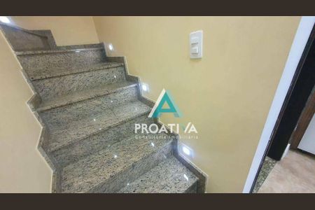 4_photo/94ce683b51.8723a58dca345444-ATLAS-11c6d7b5-1865-445d-90ab-5ceca4e187bd.jpg de casa de condomínio à venda com 3 quartos, 200m² em Parque Erasmo Assunção, Santo André