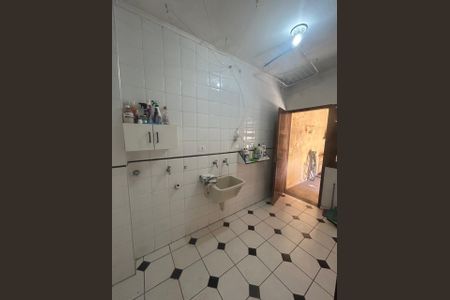 5_photo/94ce683cc5.78ea92cc55484ae4-ATLAS-bf1f06d1-02e5-40b3-9007-e43bb5f32f63.jpg de casa à venda com 3 quartos, 130m² em Parque Erasmo Assunção, Santo André