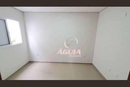 8_photo/94ce68401b.fefd7c3d96566746-ATLAS-d0feaacc-3fc3-4ecc-b5b9-0dbf9ea3e42b.jpg de casa à venda com 2 quartos, 50m² em Parque Novo Oratório, Santo André