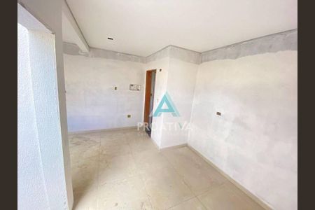 9_photo/94ce6840f1.2d802966c56a3db1-ATLAS-854d2b41-1978-426e-908d-e616b4ede85c.jpg de casa à venda com 2 quartos, 45m² em Parque Novo Oratório, Santo André