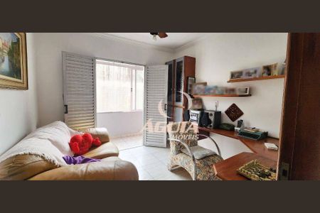 6_photo/94ce6845ef.01df1c19777e84fc-ATLAS-403081d4-a792-4485-a674-c0f94bc1e2ff.jpg de casa à venda com 4 quartos, 240m² em Parque Capuava, Santo André