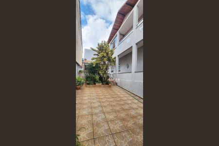 11_photo/94ce6845ef.01df1c19777e84fc-ATLAS-58f3f432-2c2f-455c-8529-ed4f678c702a.jpg de casa à venda com 4 quartos, 240m² em Parque Capuava, Santo André