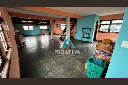 5_photo/94ce6846c1.f7fe6dbefd3a263e-ATLAS-2bb494f4-1961-421c-a04e-91bd52205022.jpg de casa à venda com 3 quartos, 350m² em Parque Novo Oratório, Santo André