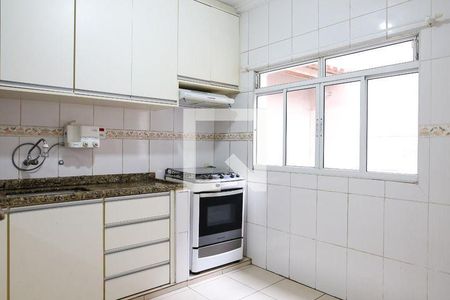 34_photo/94ce684f29.c73b78bac5a2f3b6-ATLAS-1d8d654d-d3aa-4279-8e8b-5f5efe6d177c.jpg de casa à venda com 3 quartos, 210m² em Parque Capuava, Santo André