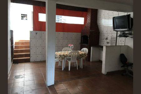 3_photo/94ce68603b.71d57c28792d37c8-ATLAS-fe51e1d4-6a63-4b3b-9a39-4a677656d083.jpg de casa à venda com 3 quartos, 204m² em Jardim da Laranjeira (Zona Leste), Mauá