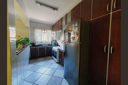 12_photo/94ce686a81.929e80df48862145-ATLAS-ed526bab-a4d2-47dc-97ea-b2afdc3e24e6.jpg de casa à venda com 4 quartos, 172m² em Jardim Santo Alberto, Santo André