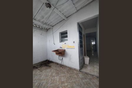 3_photo/94ce6874b5.d1182721dbecc502-ATLAS-329a01e0-fa8d-409b-a271-c8f9c77c4a1c.jpg de casa para alugar com 1 quarto, 36m² em Conjunto Habitacional Marechal Mascarenhas de Morais, São Paulo