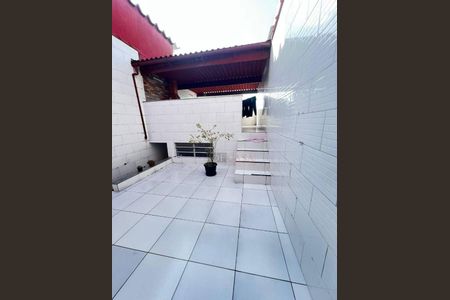 3_photo/94ce68917b.7e2ea02b9085bf9d-ATLAS-35c41562-3ec6-4fd4-a717-4cf229ee6a25.jpg de casa à venda com 3 quartos, 100m² em Jardim Vila Carrao, São Paulo