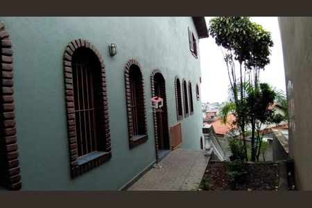 3_photo/94ce69916d.b63fb19834d8465e-ATLAS-7700eab5-4f7a-4fb5-8dba-e1bb298d4115.jpg de casa à venda com 4 quartos, 252m² em Jardim Marek, Santo André