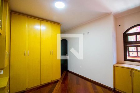 42_photo/94ce6996f3.709b0788d549ea7e-ATLAS-cd643ef6-71b2-4ce5-94d1-d74940946916.jpg de casa à venda com 3 quartos, 262m² em Parque Marajoara, Santo André