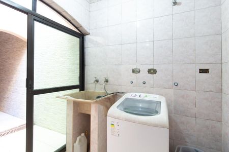 2_photo/94ce69971d.1d38d15f4ac0ccbb-ATLAS-70fefd8a-7f81-4db7-a3ef-13349170da3e.jpg de casa à venda com 3 quartos, 210m² em Parque Marajoara, Santo André