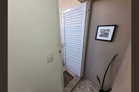 12_photo/94ce69976f.1aa5b8f538f3adaf-ATLAS-55d2f3b2-380f-41ce-953a-1eed9e4e8199.jpg de apartamento à venda com 2 quartos, 90m² em Cidade São Jorge, Santo André