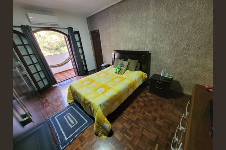 10_photo/94ce69bcbd.0f81dd1a9a4f6ffb-ATLAS-803a4142-70dd-4f7c-b407-3c9b2ebd0c61.jpg de casa à venda com 3 quartos, 240m² em Parque Marajoara, Santo André