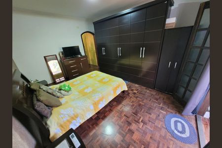 10_photo/94ce69bcbd.0f81dd1a9a4f6ffb-ATLAS-fe0573b9-818a-4dc1-81be-7c19c8aee3cb.jpg de casa à venda com 3 quartos, 240m² em Parque Marajoara, Santo André