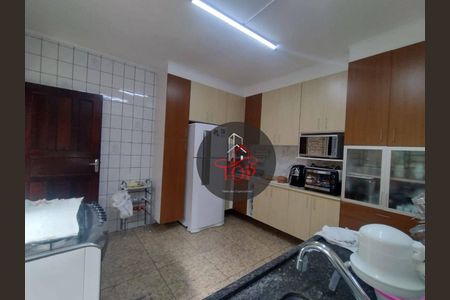 5_photo/94ce69bea9.2c445d7a253e7411-ATLAS-9aef2b19-e3ad-49a5-88b0-2fc7d00a5873.jpg de casa à venda com 3 quartos, 180m² em Parque Marajoara, Santo André