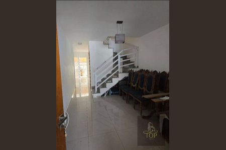 5_photo/94ce69c0b9.54b8780a509023fd-ATLAS-1f1aa092-babd-4dd0-821c-3458604e7bbd.jpg de casa à venda com 2 quartos, 77m² em Jardim Stetel, Santo André