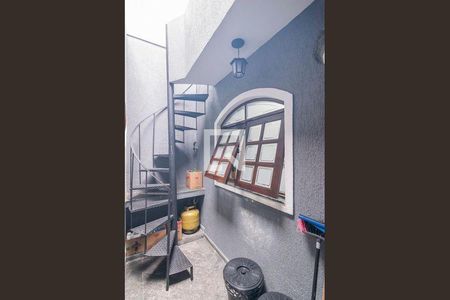 5_photo/94ce69c14b.aa3f54dcddd2e04f-ATLAS-119b8848-2ccb-42f0-b008-93959432b67b.jpg de casa à venda com 3 quartos, 219m² em Jardim Stetel, Santo André