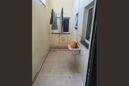 2_photo/94ce69dd09.ceff8192393c33de-ATLAS-397db0f4-6237-4ea2-8207-0bddceedacf6.jpg de casa à venda com 2 quartos, 65m² em Vila Pires, Santo André