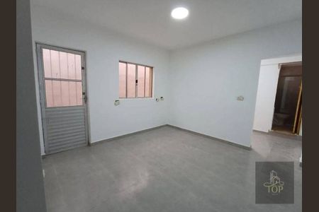 9_photo/94ce69e2b1.aef4de6394ba8e6d-ATLAS-405a5e29-f41e-4ca4-b4f2-0b783dc495ae.jpg de casa à venda com 1 quarto, 60m² em Vila Linda, Santo André