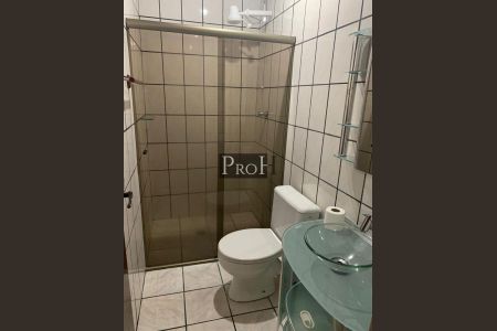 3_photo/94ce69e52f.ceff8192393c33de-ATLAS-2f28c4af-e555-4b19-92b1-d07de7f73f5d.jpg de casa à venda com 2 quartos, 70m² em Vila Vitória, Santo André