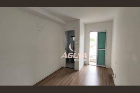 4_photo/94ce69e5c7.8ec27903095cae77-ATLAS-3ead1a61-e9b2-421e-8a05-40203ff735f5.jpg de apartamento à venda com 3 quartos, 70m² em Vila Pires, Santo André