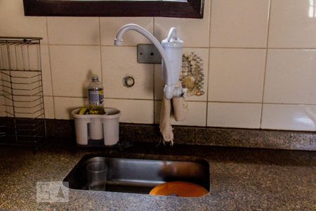 47_photo/94ce69e6c5.a15f321e408d66f6-ATLAS-33e765f0-db3c-49e9-a3ed-7a190d8969f9.jpg de casa à venda com 4 quartos, 204m² em Vila Pires, Santo André