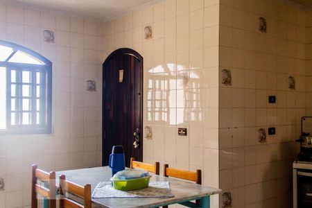 42_photo/94ce69e6c5.a15f321e408d66f6-ATLAS-ce248efd-e725-483b-aa30-e0e5f5a3d677.jpg de casa à venda com 4 quartos, 204m² em Vila Pires, Santo André