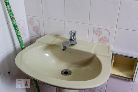 40_photo/94ce69e6c5.a15f321e408d66f6-ATLAS-ee889512-ea69-4d9e-b564-76c90dabbf2e.jpg de casa à venda com 4 quartos, 204m² em Vila Pires, Santo André