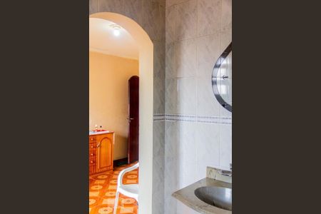 31_photo/94ce69e6c5.a15f321e408d66f6-ATLAS-fe5540a8-58bc-44c0-b7ea-5d3f9a9c0b66.jpg de casa à venda com 4 quartos, 204m² em Vila Pires, Santo André