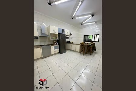 4_photo/94ce69e703.cba3da746242e602-ATLAS-971359cd-dec6-4ff0-b838-166e4afab437.jpg de casa para alugar com 4 quartos, 530m² em Vila Pires, Santo André