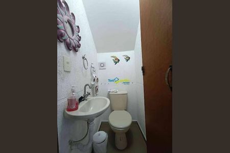 5_photo/94ce69eb9b.aa3f54dcddd2e04f-ATLAS-5773b8a2-a812-4af4-9065-e075c51e8e04.jpg de casa à venda com 2 quartos, 90m² em Vila Humaita, Santo André